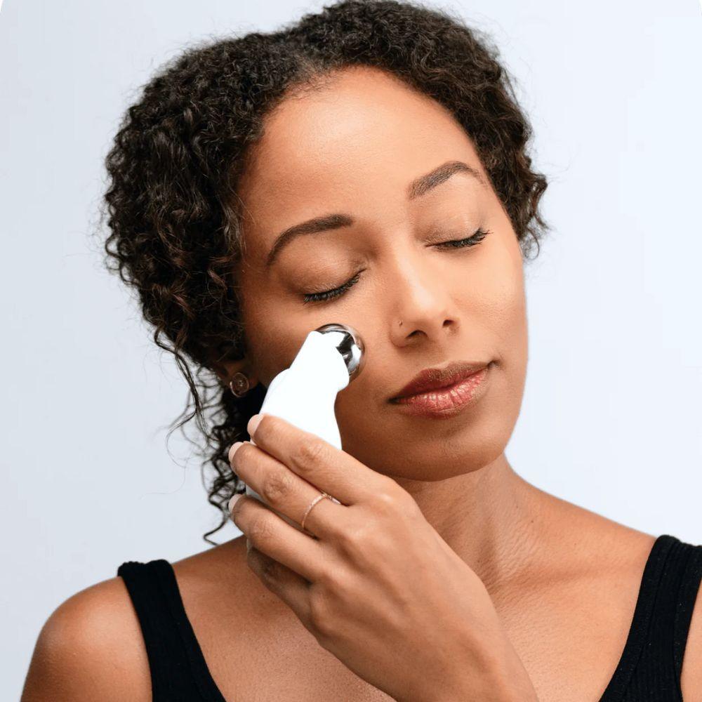 Appareil électrostimulation visage